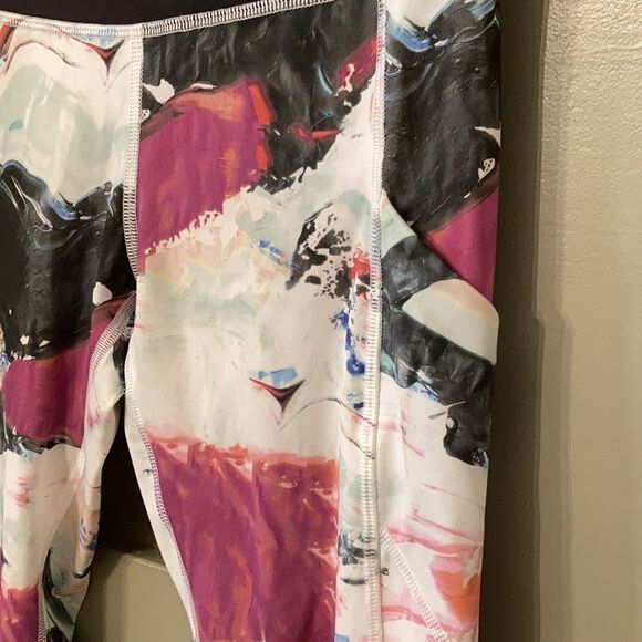 Lululemon Speed Tight III Full-On Luxtreme Pigment Wave Multi / Black / Plum 4 - Picture 4 of 12